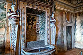 Tivoli, villa d'Este, affreschi del Salone della fontana. 